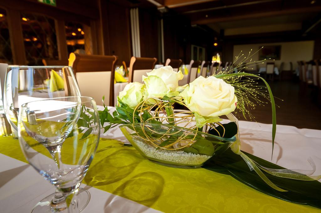 Wohlfuehlhotel Der Jaegerhof Willebadessen Екстериор снимка