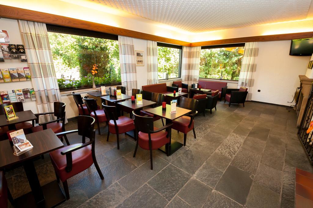 Wohlfuehlhotel Der Jaegerhof Willebadessen Екстериор снимка