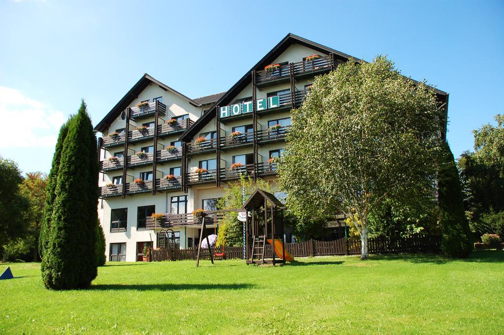 Wohlfuehlhotel Der Jaegerhof Willebadessen Екстериор снимка